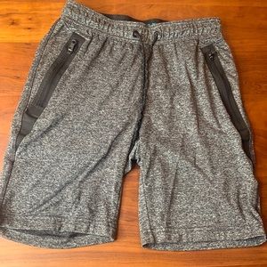 American Eagle Outfitters AEActive Fit Shorts boys Size XS Jersey Grey